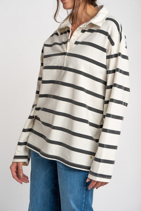 Sweater Cuello Polo Negro