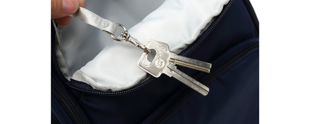 mochila de mujer heine azul gancho para llaves