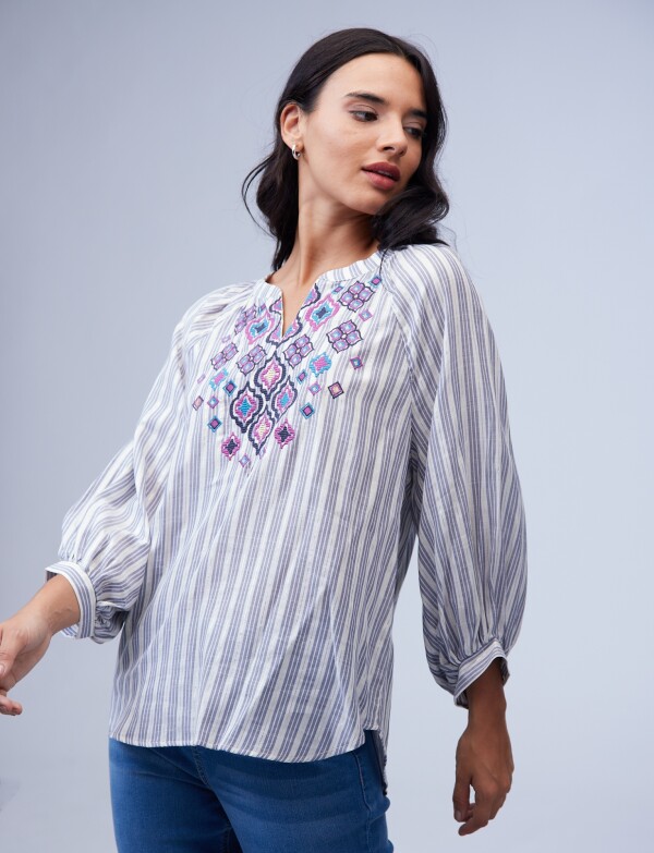 Blusa Bordada AZUL/MULTI