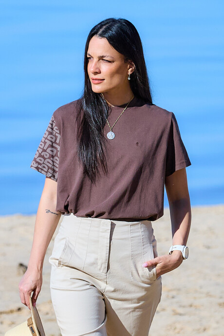 Remera Cerdeña Marrón