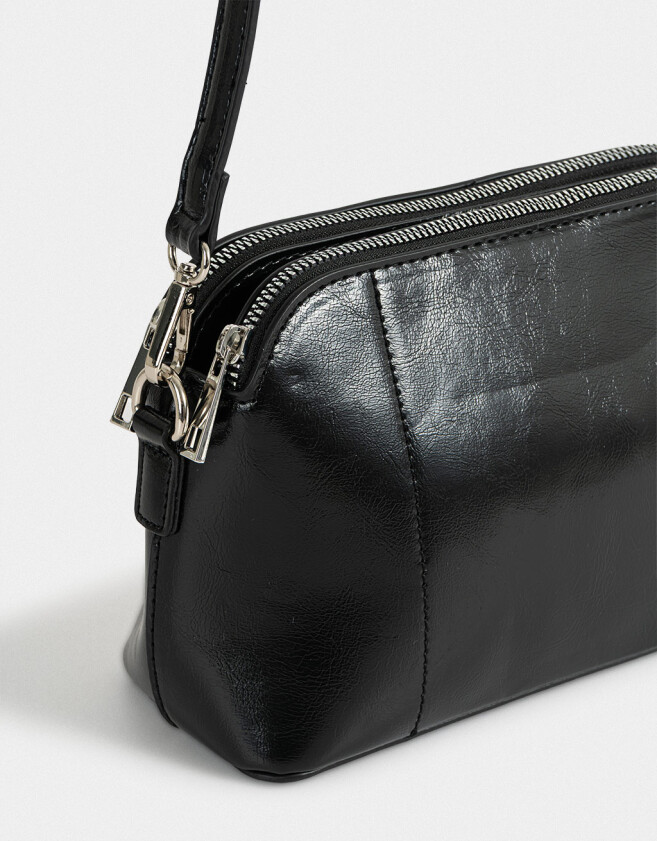 Bandoleras Bandolera Negra Con Charm - Negro