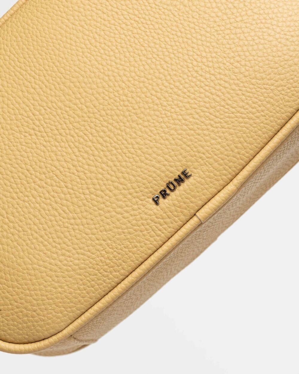 Bandolera Adisa En Efecto Cuero Beige