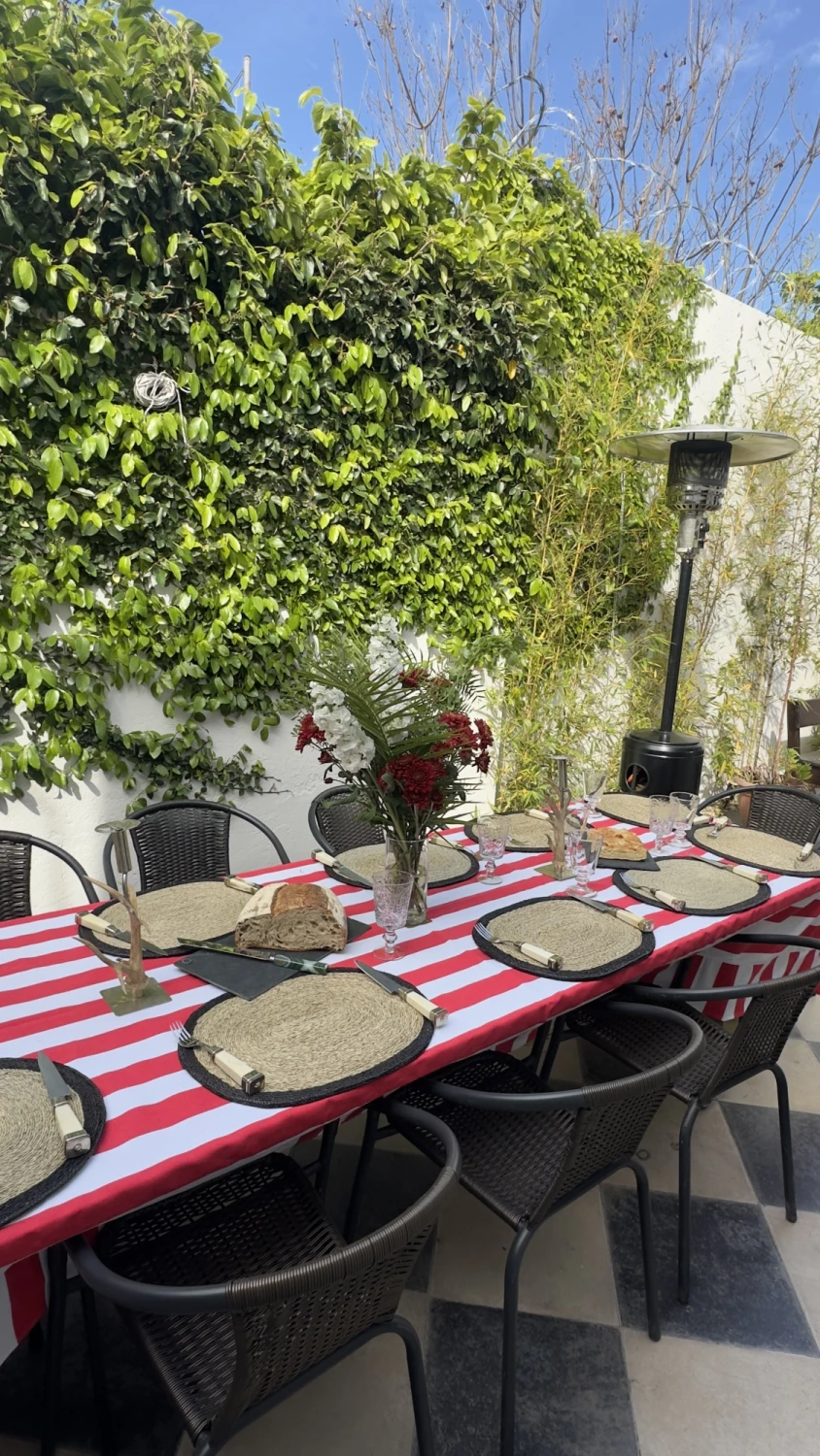 Stripes Tablecloth rojo n/a