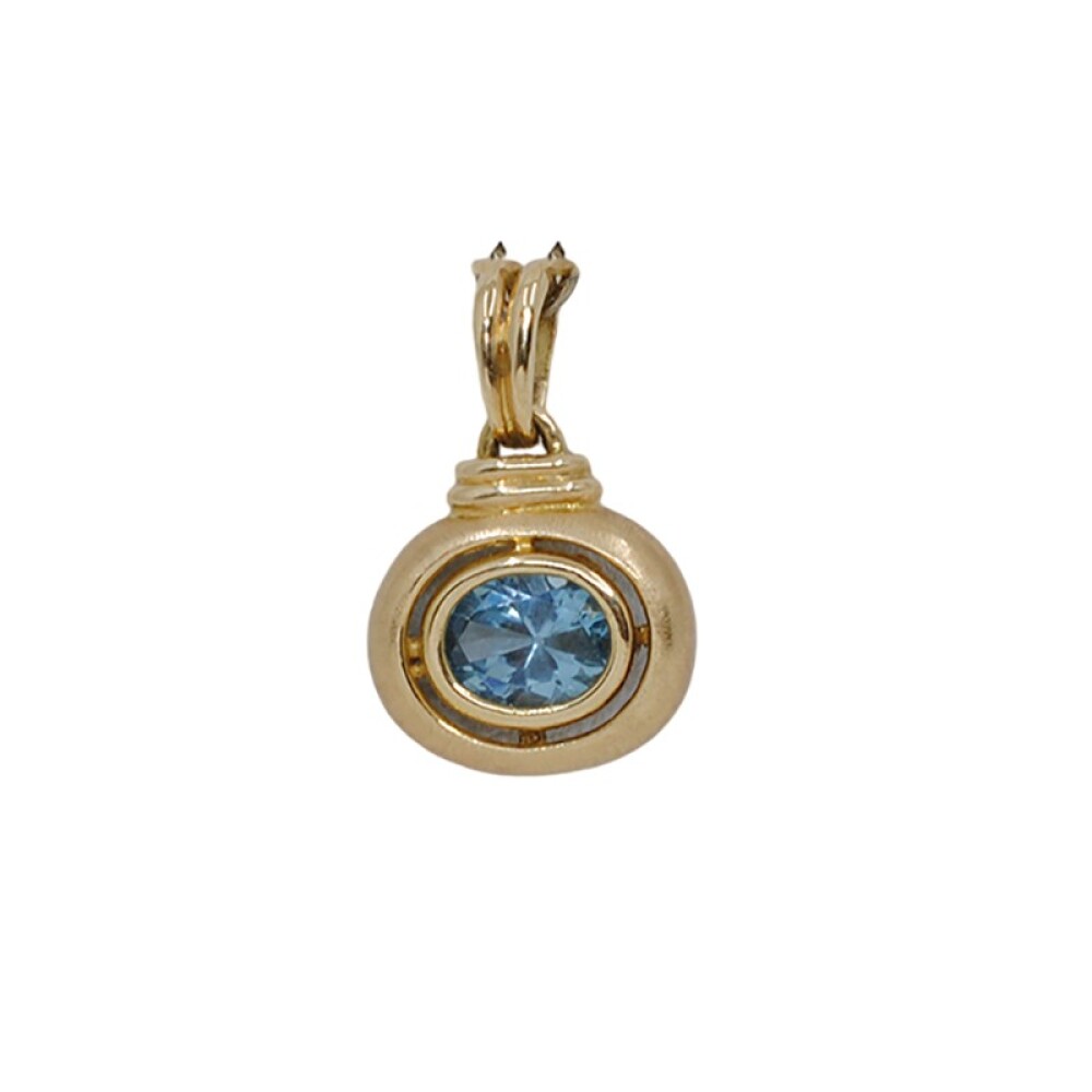 Colgante En Oro 18K Con Topacio Celeste Colgante En Oro 18K Con Topacio Celeste