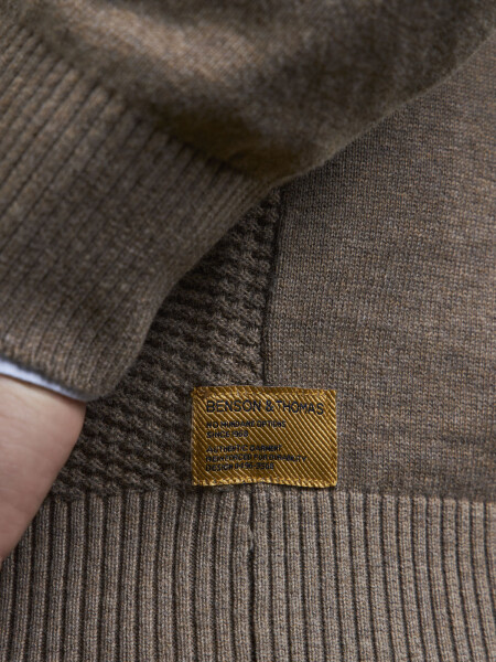 SWEATER ANTARES 3.0 BEIGE