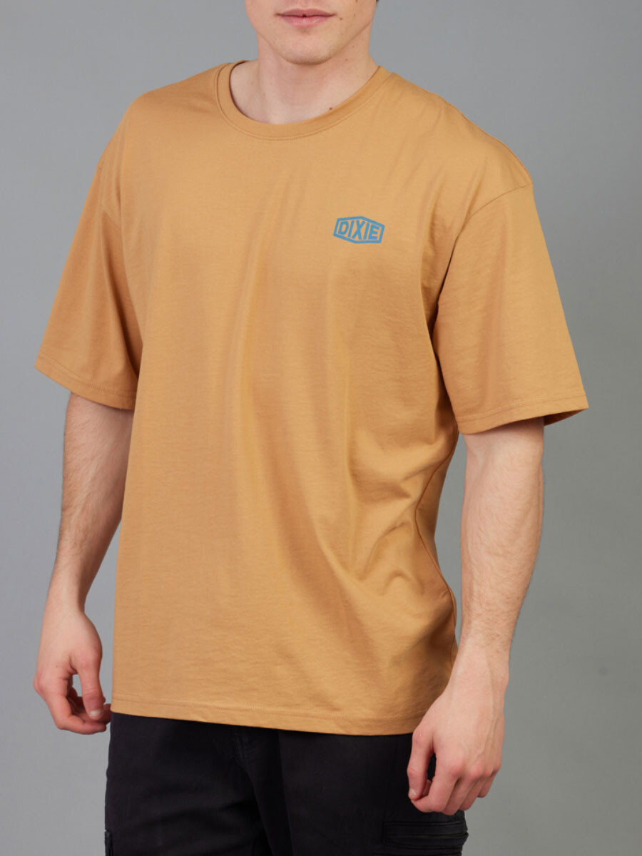 T-SHIRT AZUAI DIXIE - Caramelo 