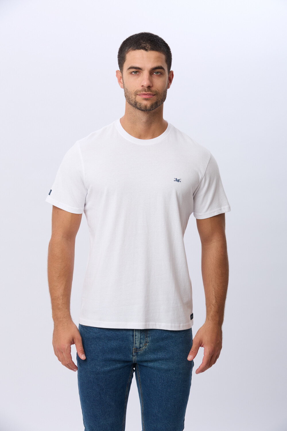 REMERA BÁSICA DE ALGODÓN Blanco