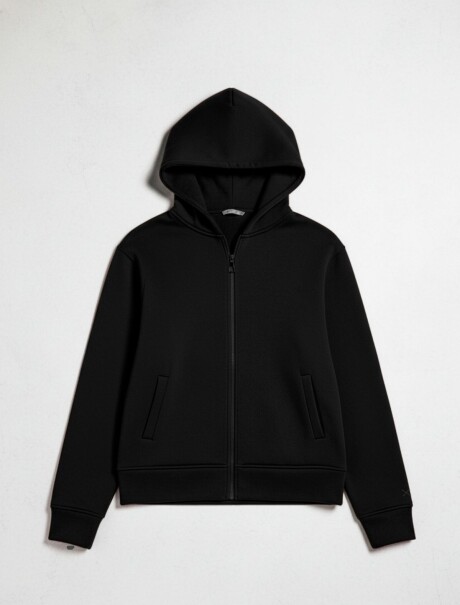 CAMPERA CON CAPUCHA NEGRO