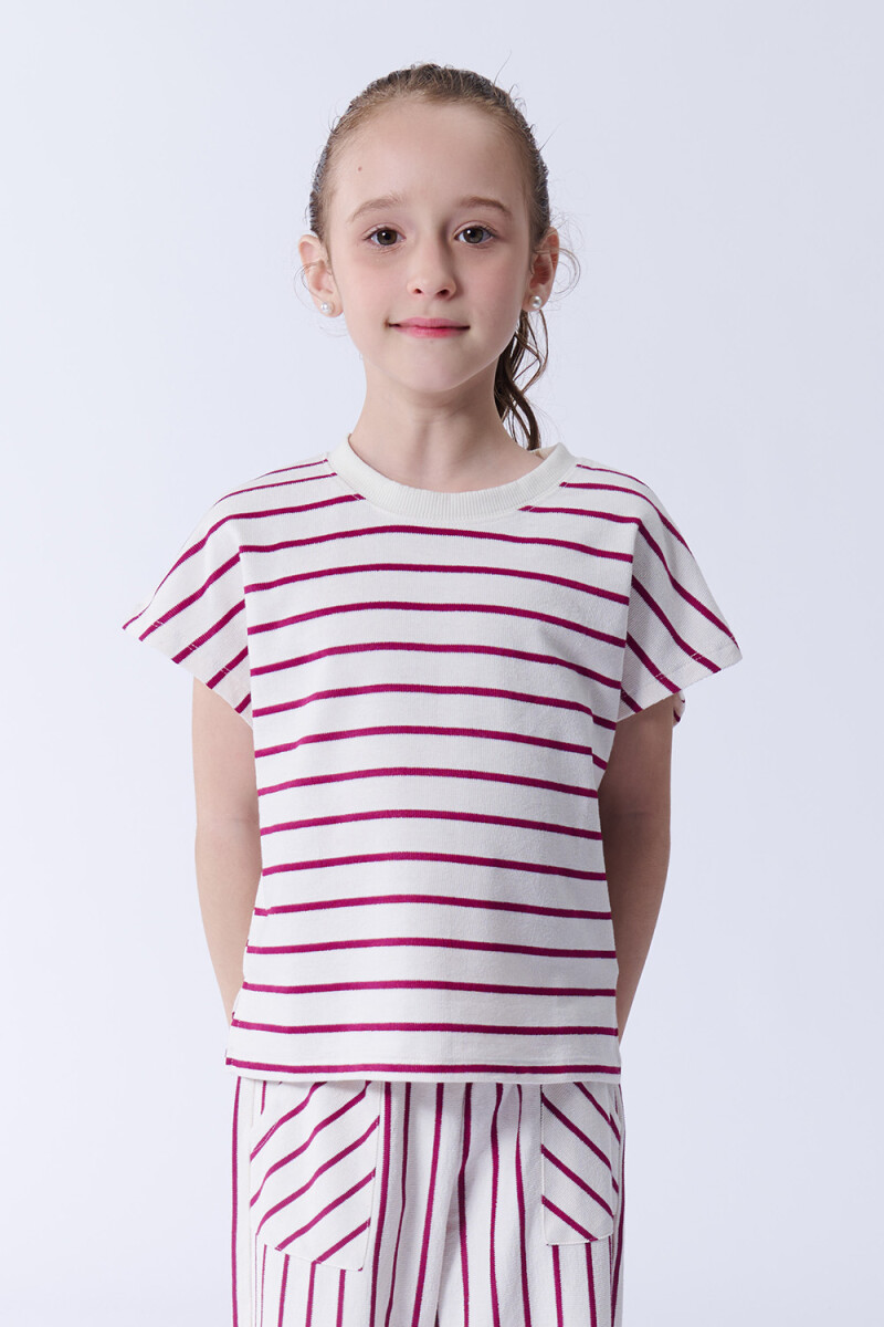 Remera hombro caido con rayas - Fucsia 