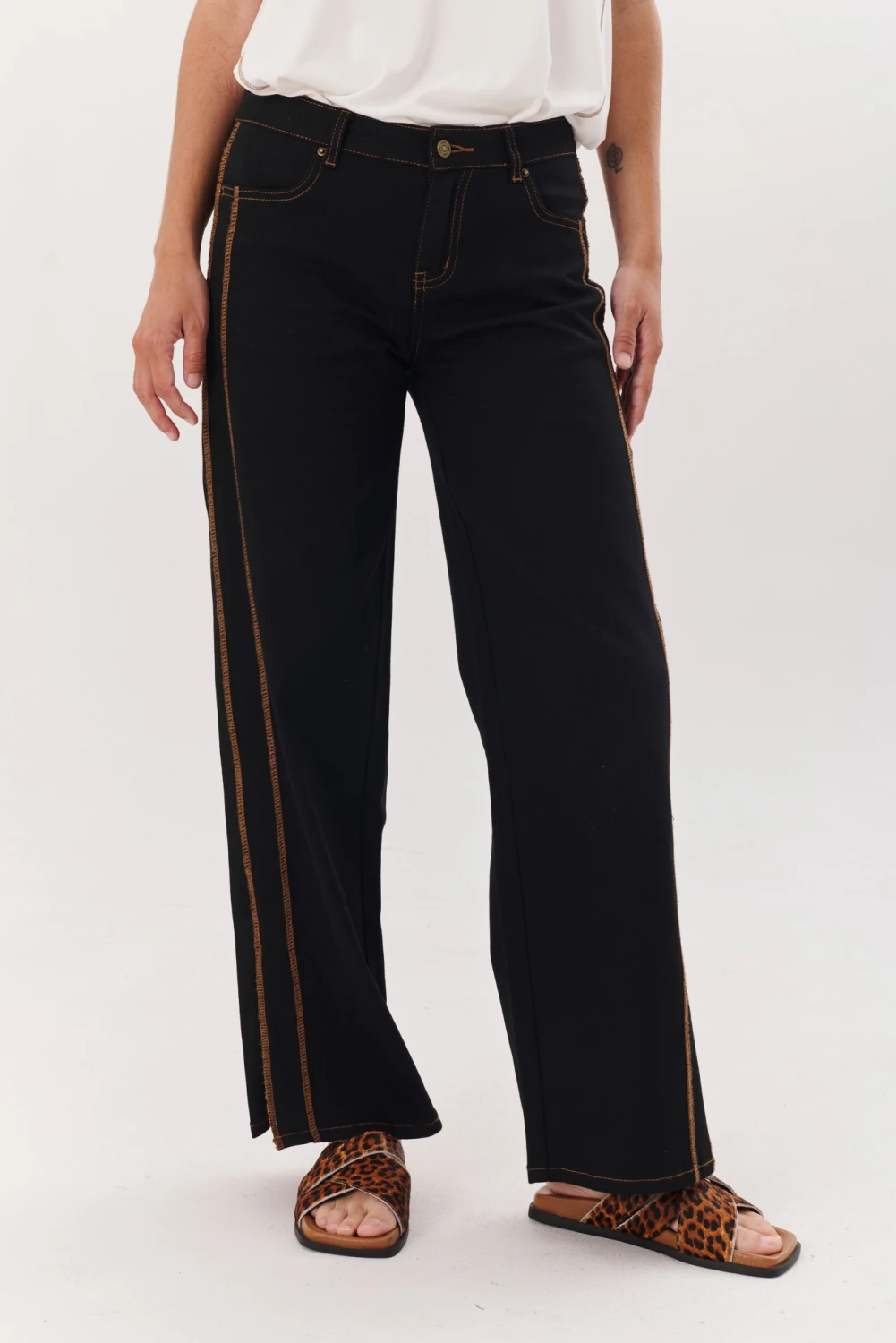 PANTALON NIZA negro 2