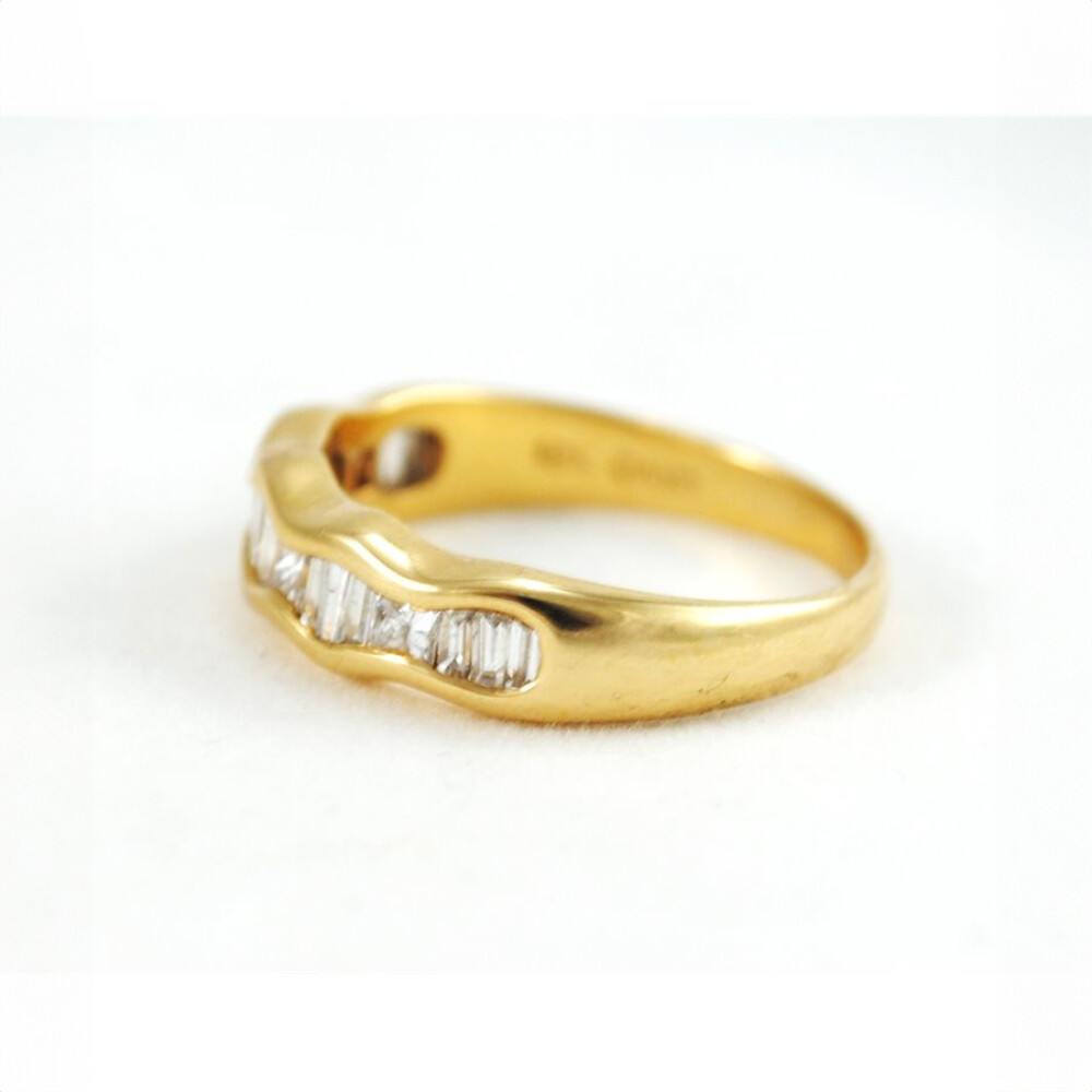 Anillo medio sin fin Ondeado Oro 18K Y Brillantes Anillo medio sin fin Ondeado Oro 18K Y Brillantes