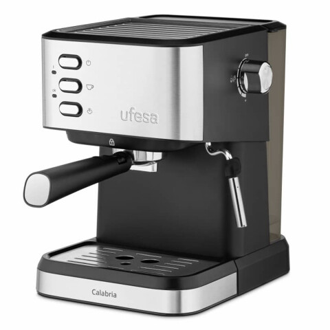 Cafetera Expresso Ufesa Calabria 1.5 Lts CAFETERA EXPRESSO UFESA CALABRIA