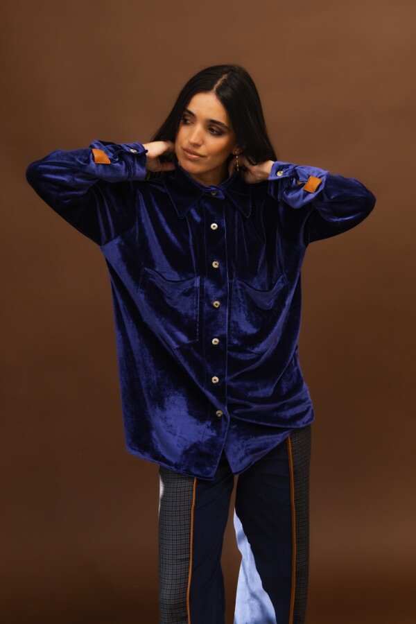 Velvet Shirt con Puño Violeta