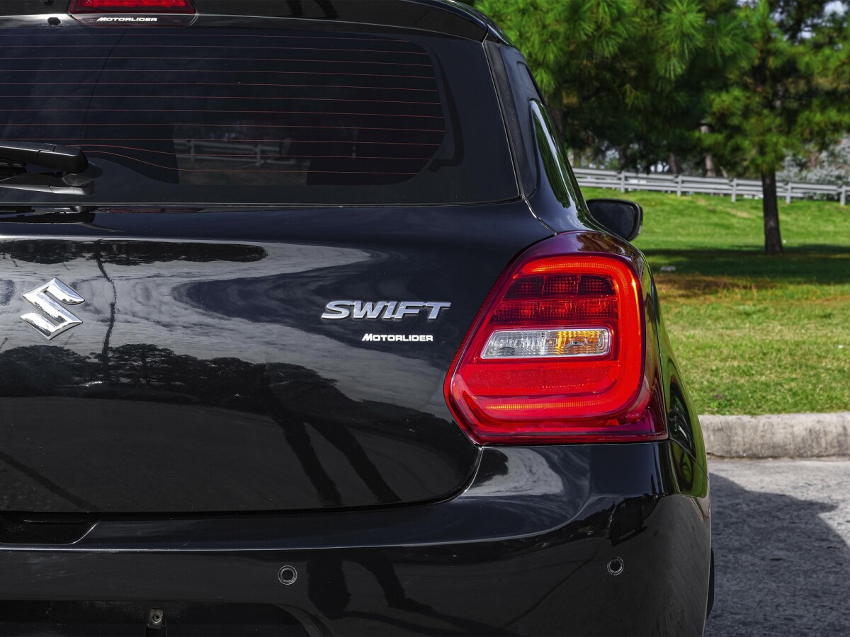 Suzuki Swift GL 1.2 EXCELENTE ESTADO! | Permuta / Financia Suzuki Swift GL 1.2 EXCELENTE ESTADO! | Permuta / Financia