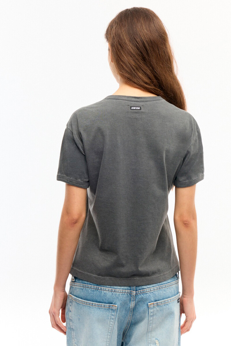 REMERA FITTED Gris