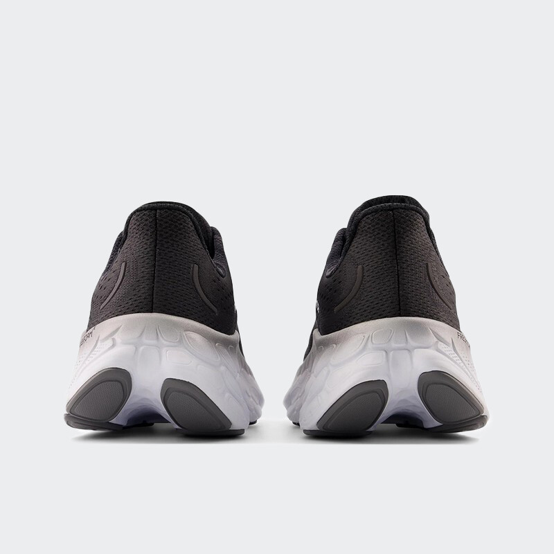 Championes New Balance More V4 Negro