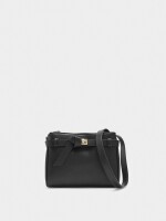 Bolso Bandolera Con Detalle De Cinturón negro