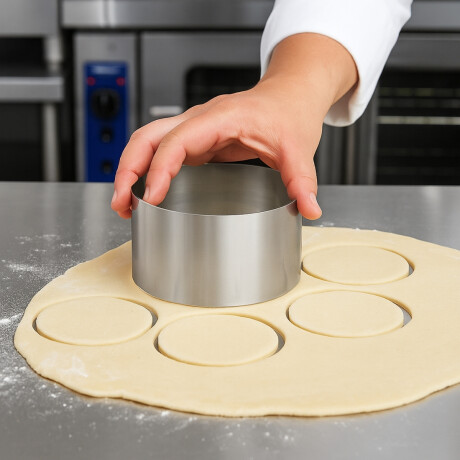 Aro Cortante Redondo de Acero Inoxidable 10 x 4.5 cm Aro Cortante Redondo de Acero Inoxidable 10 x 4.5 cm