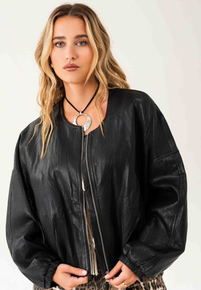 Campera Negro