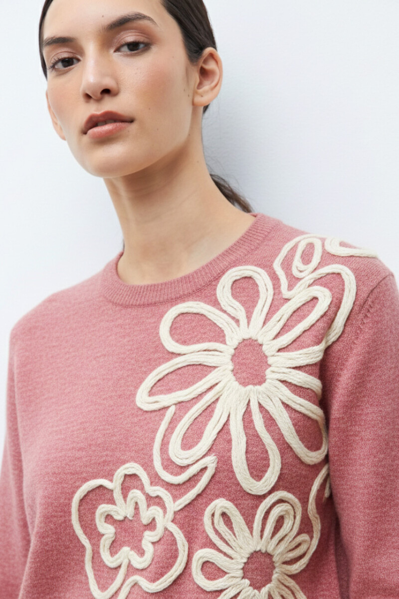 Sweater con bordado rojo melange