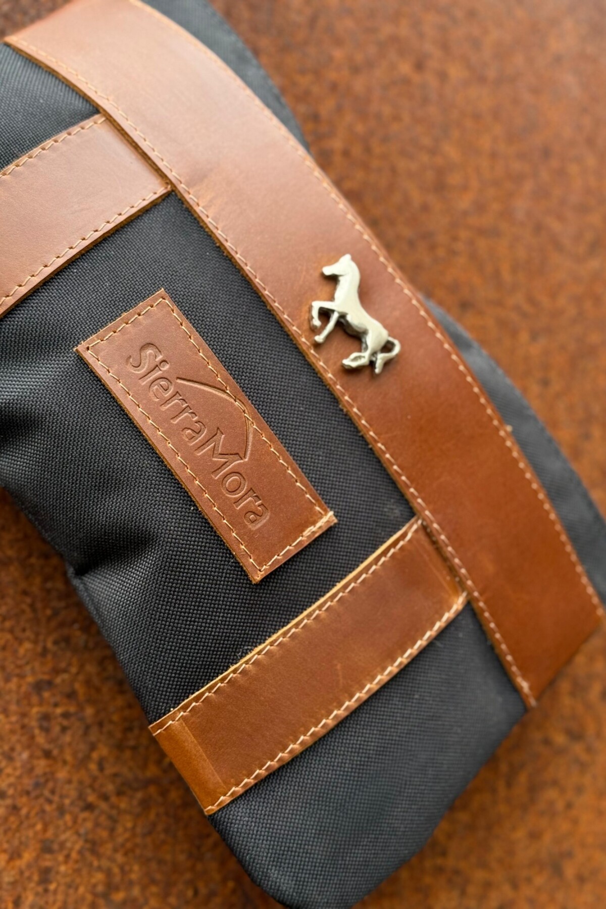 Sobre Cartuchera Mustang Negro