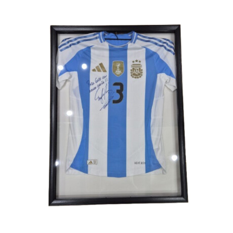 Exhibidor de camisetas (camiseta de Argentina no incluída) Exhibidor de camisetas (camiseta de Argentina no incluída)
