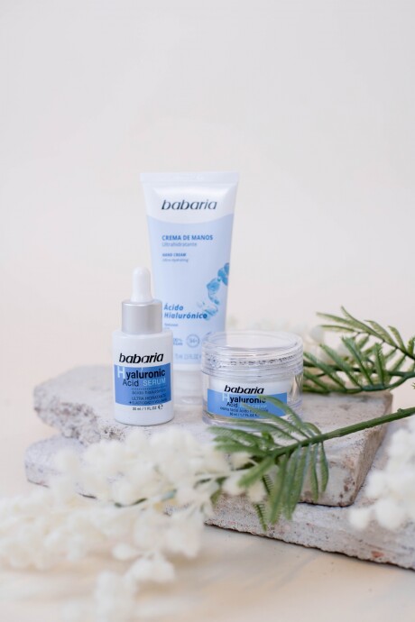 Pack hialurónico: crema facial + sérum + crema manos Pack hialurónico: crema facial + sérum + crema manos