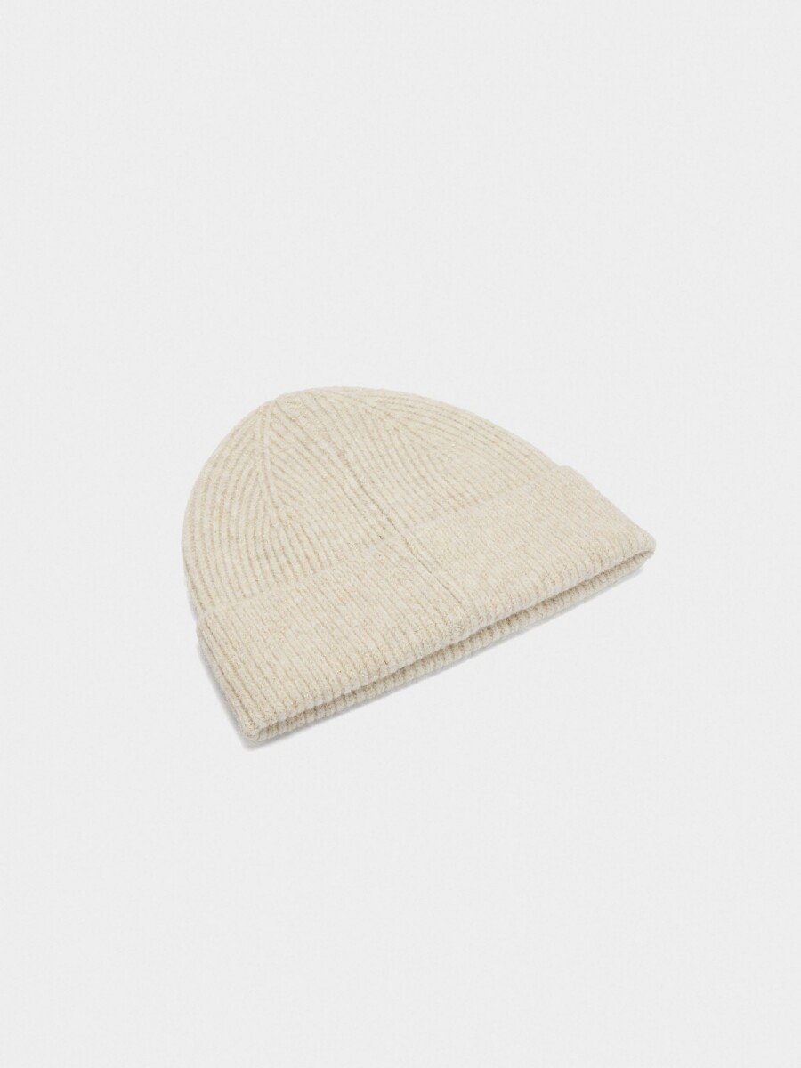 Gorro Canalado Con Dobladillo crudo