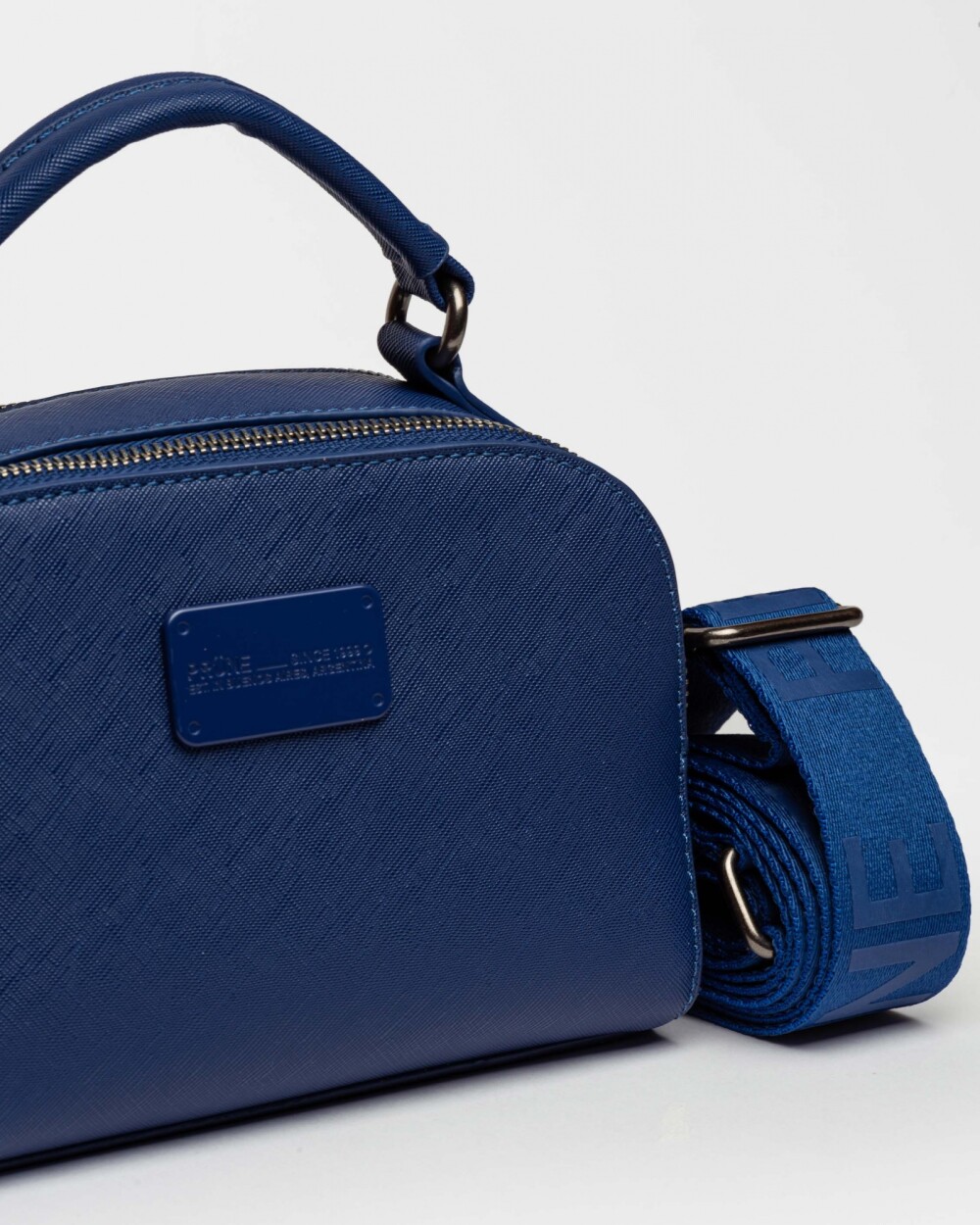 Bandolera Jazmin En Efecto Cuero Zaffiano Azul
