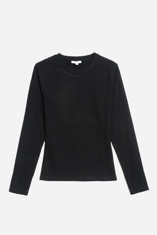 Remera cuello a la base NEGRO