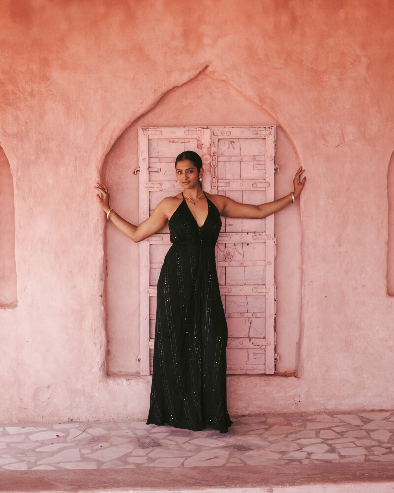 vestido aila Negro