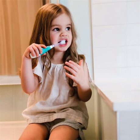 Cepillo de Dientes a Pilas 2 Etapas Cepillo de Dientes a Pilas 2 Etapas