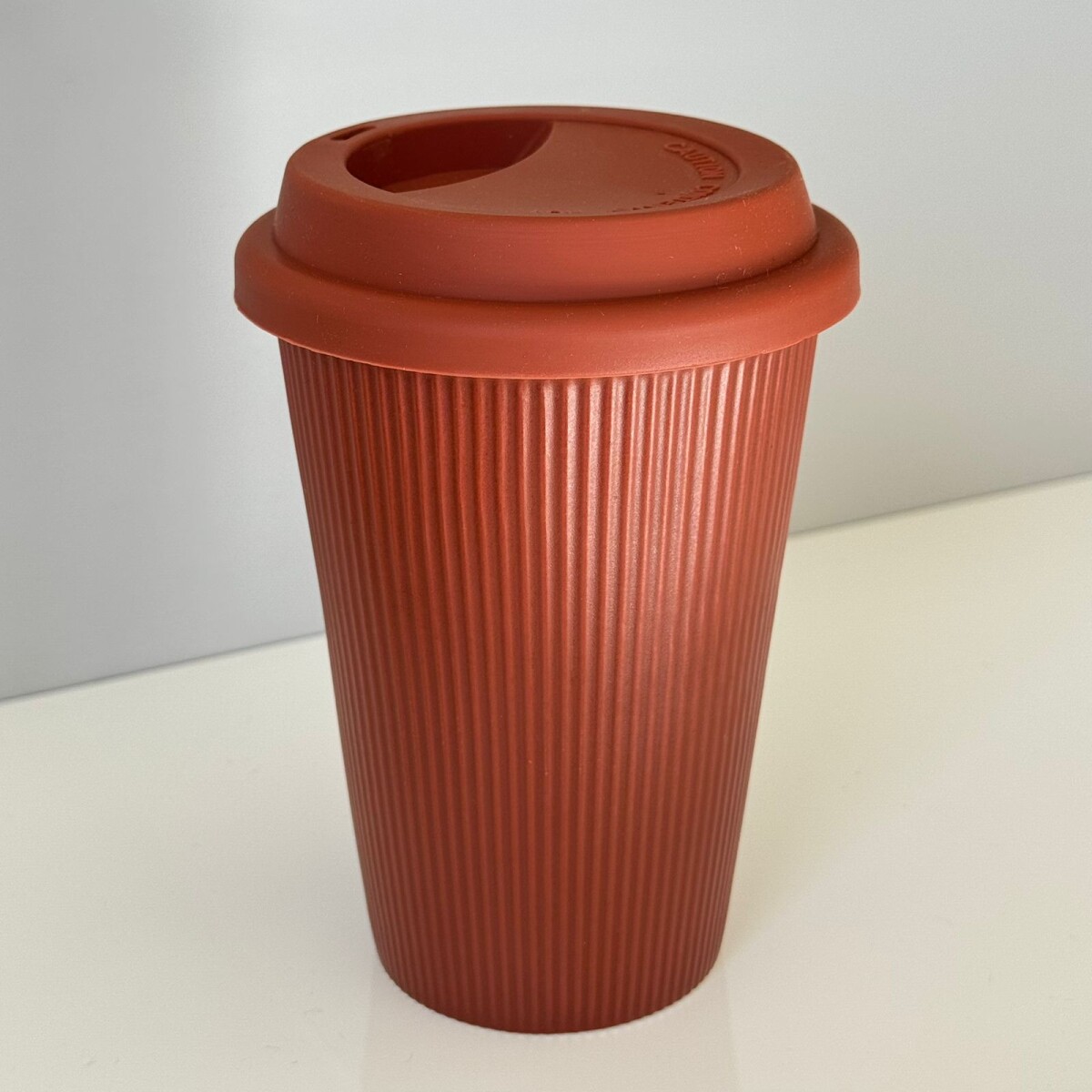 Vaso Café/Té de Ceramica c/Tapa Silicona 400ML 