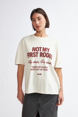 REMERA ORÉGANO CRUDO