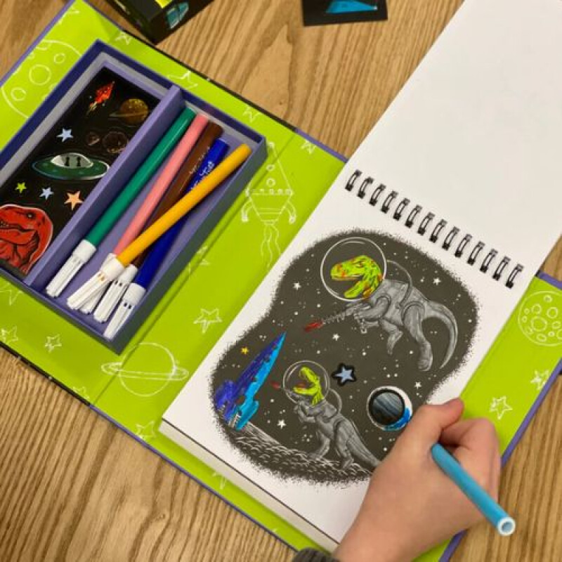 Set para Pintar- Dinos en el espacio Set Para Pintar- Dinos En El Espacio