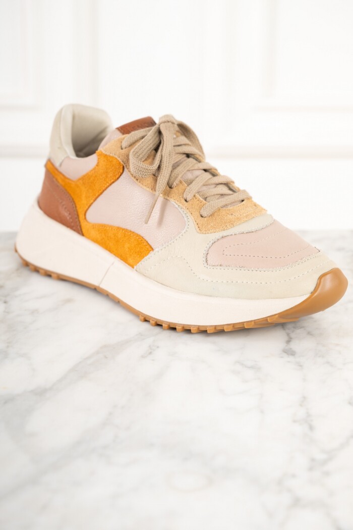 Zapatilla Cuero Arena