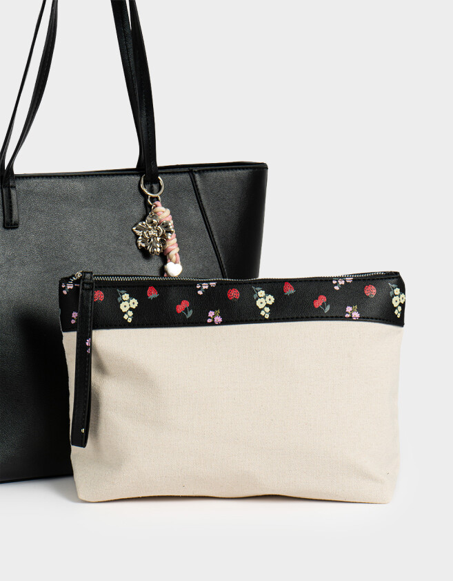 Shopper Cartera Shopper Con Charm - Negro