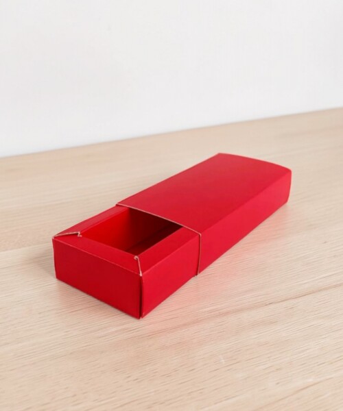 Caja rectangular 6x12x2,5 cm. ROJO