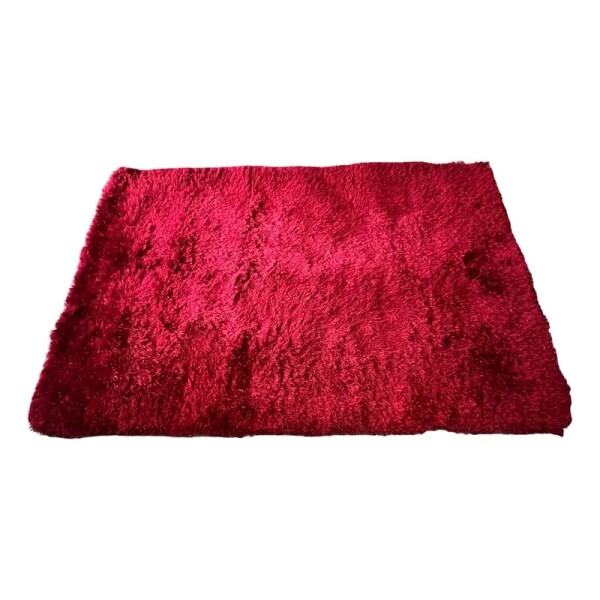 Alfombra Luxury 1.50 x 2.00mts color roja - PRODUCTO CON DETALLES Alfombra Luxury 1.50 x 2.00mts color roja - PRODUCTO CON DETALLES
