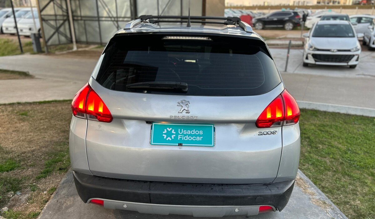 Peugeot 2008 Feline 1.6 2019 Peugeot 2008 Feline 1.6 2019