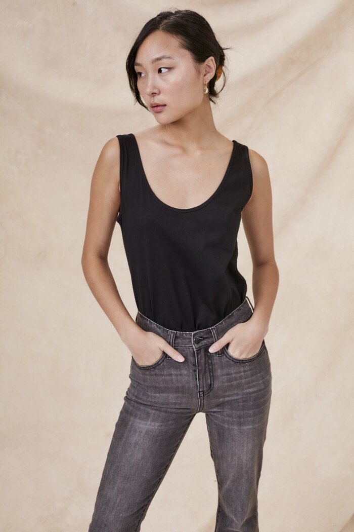 Musculosa Algodón Negro