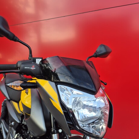Bajaj Pulsar NS125 Amarillo