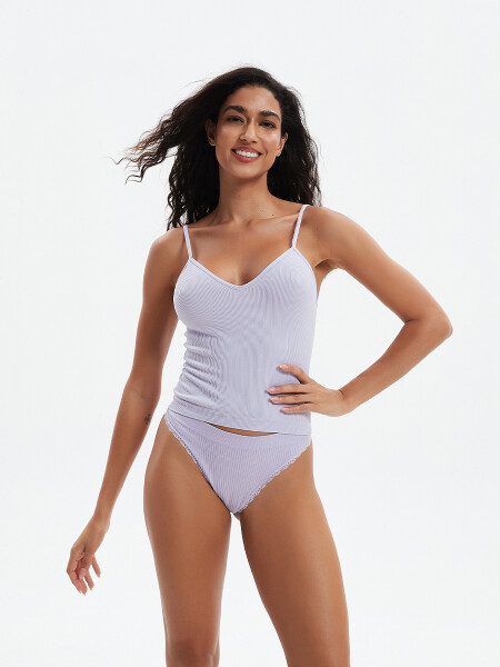 MUSCULOSA SIN COSTURAS LILA