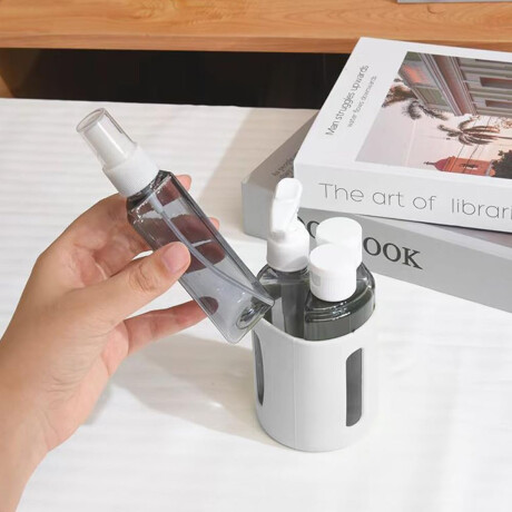 Set de 4 frasquitos con estuche rígido para viaje Blanco