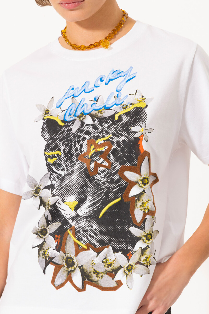 REMERA TIGER Blanco