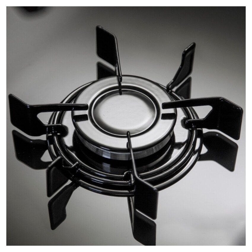 Cocina James 4H C-690 V titanium con mesada de vidrio negro Cocina James 4H C-690 V titanium con mesada de vidrio negro