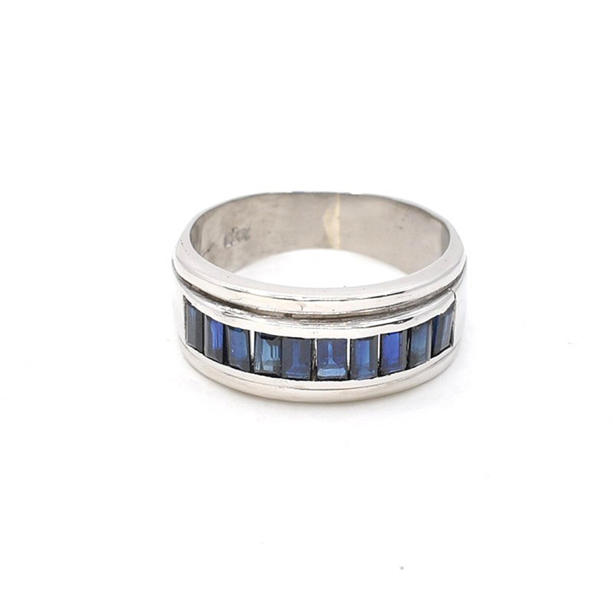 Anillo En Oro 18K Blanco Con Zafiros 