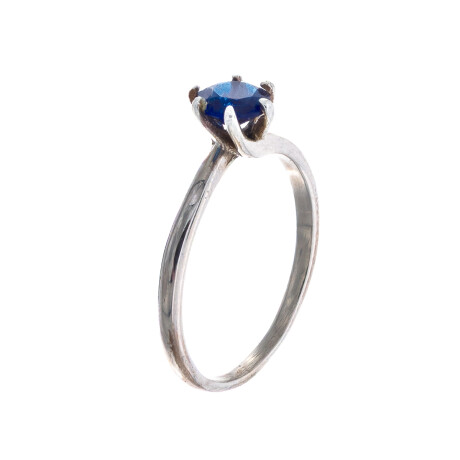 Anillo de plata 925 con circonia. Anillo de plata 925 con circonia.