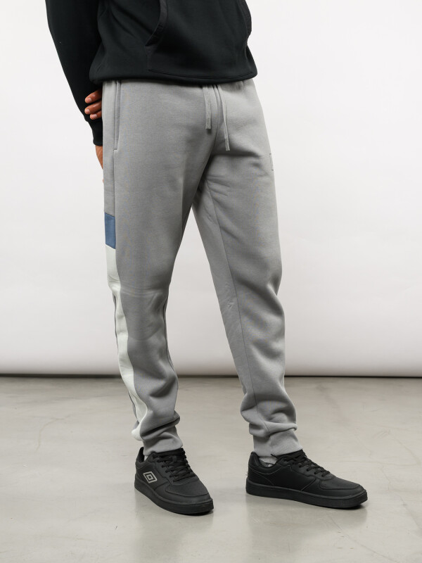 Pantalón District Umbro Hombre 005