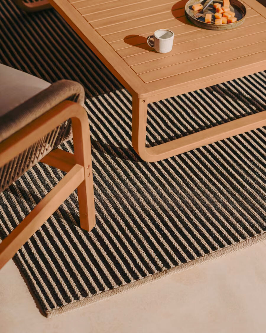Alfombra Satanca de rayas beige y negras de fibras sintéticas 160 x 230 cm Alfombra Satanca de rayas beige y negras de fibras sintéticas 160 x 230 cm